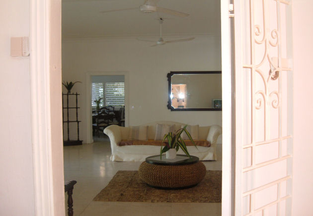 Lounge from Bedroom Lobby